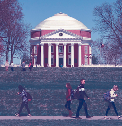Rotunda with students walking on the lawn