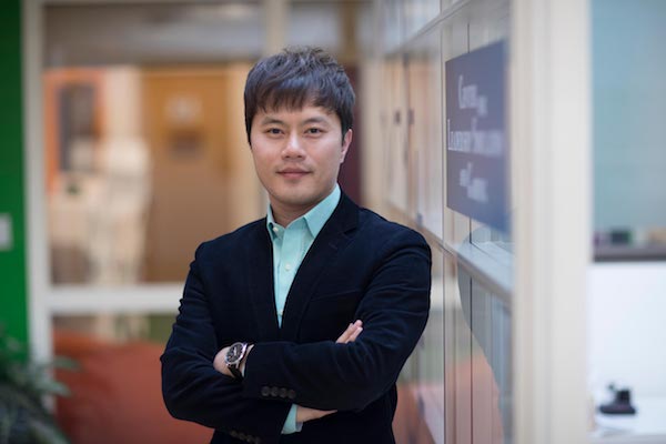 Batten assistant professor of public policy Noah Myung designed a simulation that used real-word data. (Photo by Dan Addison, University Communications)