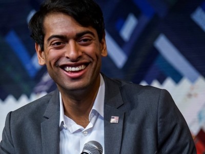 Millennial Action Project’s Steven Olikara Speaks with Students