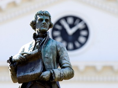 Batten to Support Project on Race and Public Spaces