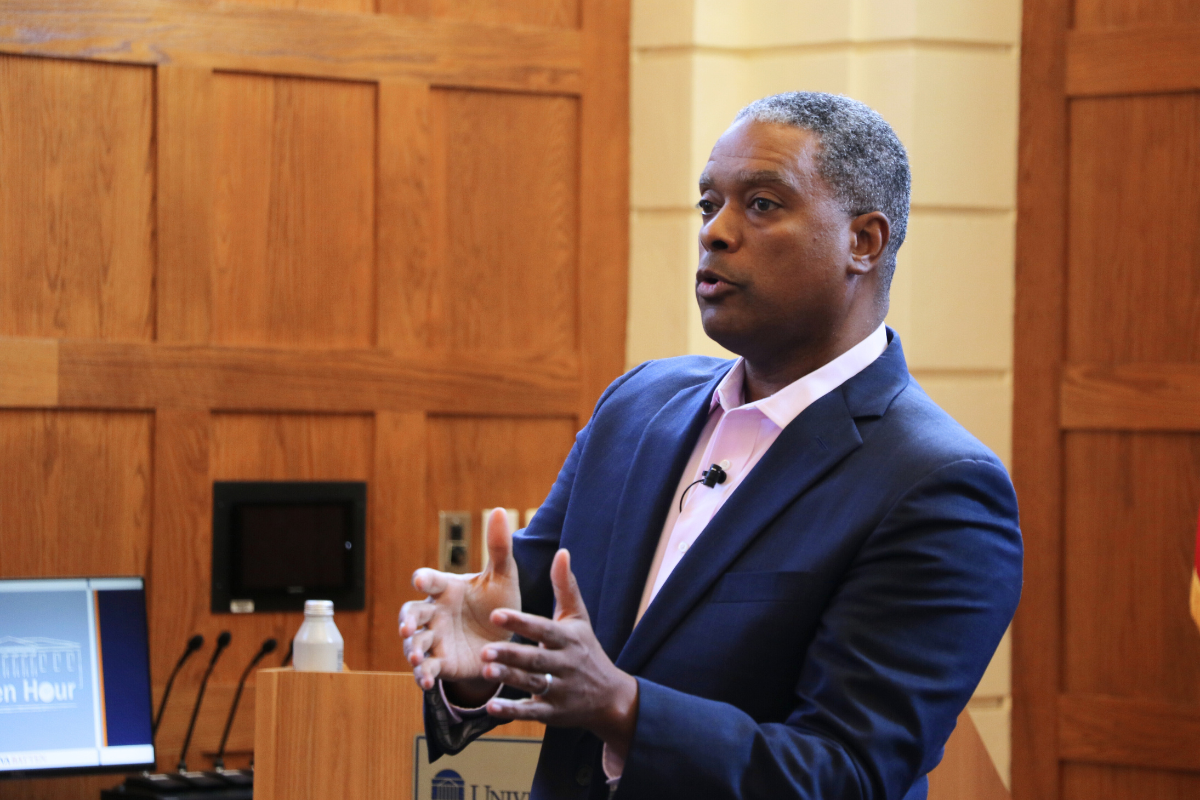 Gerard Robinson at Batten Hour 11/6/23