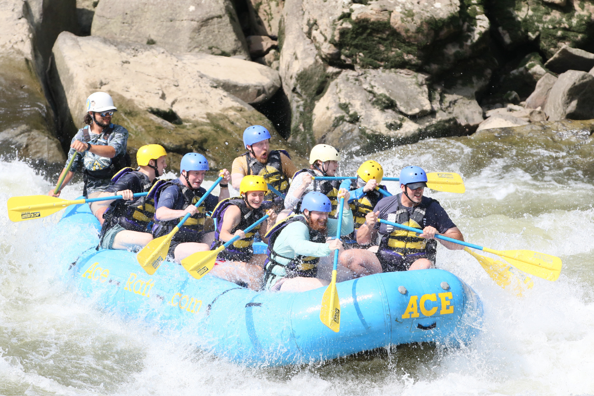 Batten raftin’: Graduate students take on the New River Gorge
